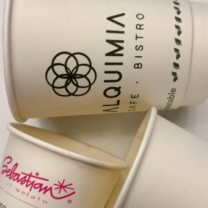 Vasos de papel compostable